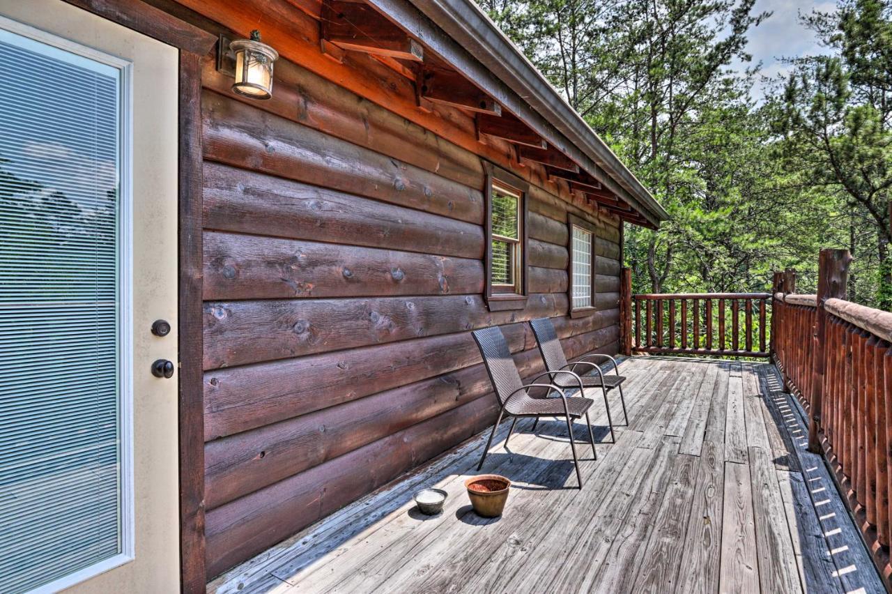 Pigeon Forge Getaway With Covered Patio And Hot Tub! ภายนอก รูปภาพ