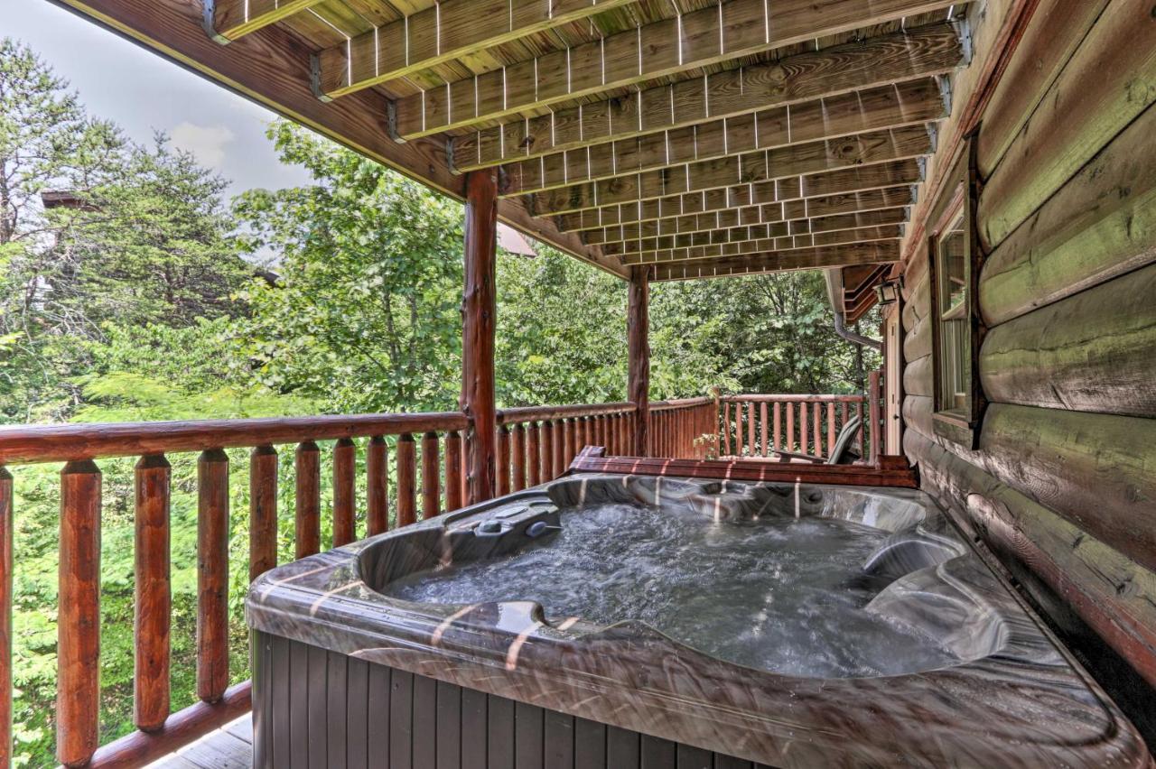 Pigeon Forge Getaway With Covered Patio And Hot Tub! ภายนอก รูปภาพ