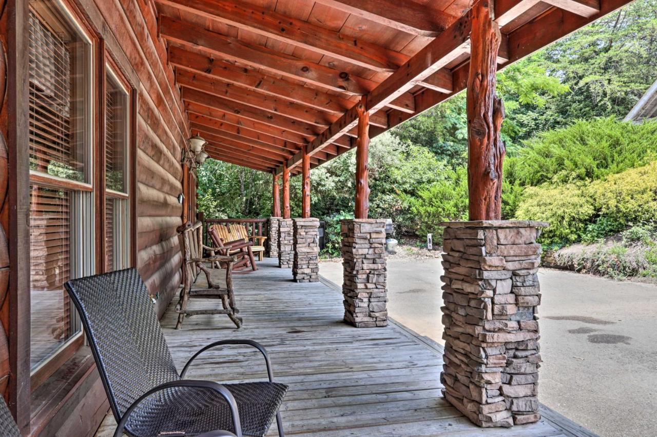 Pigeon Forge Getaway With Covered Patio And Hot Tub! ภายนอก รูปภาพ