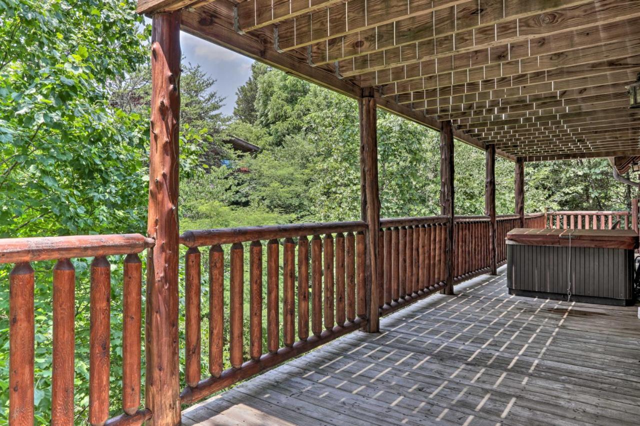 Pigeon Forge Getaway With Covered Patio And Hot Tub! ภายนอก รูปภาพ