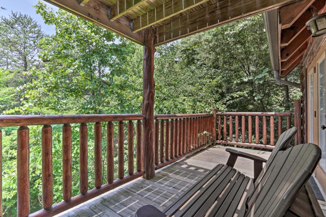 Pigeon Forge Getaway With Covered Patio And Hot Tub! ภายนอก รูปภาพ